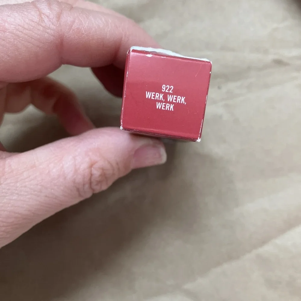 MAC Cosmetics Powder Kiss Lipstick 922 WERK, WERK, WERK ‎ 0.1 oz  3g New